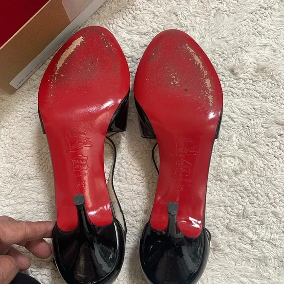 Gorgeous Christian Louboutin Black patent pumps with cross cross straps - Picture 4 of 7